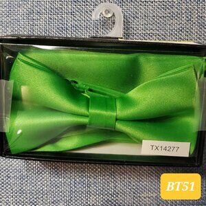 Bow Tie And Hanky Set  - Asst Styles And Colors - Brand New In Box